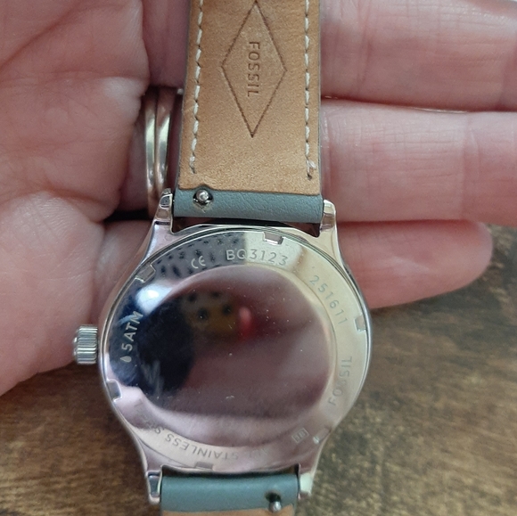 Classic Minute Three-Hand Rose Gold-Tone Stainless - Picture 6 of 7